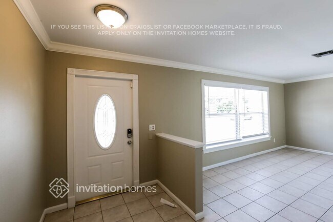 Foto del edificio - 1382 Woodcrest Rd E