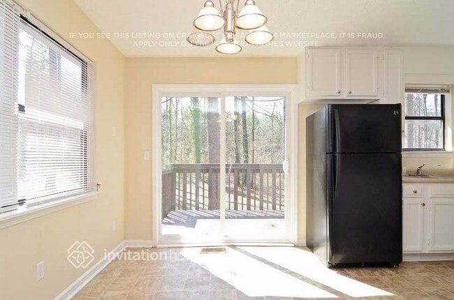 Building Photo - 206 Quail Hollow Dr
