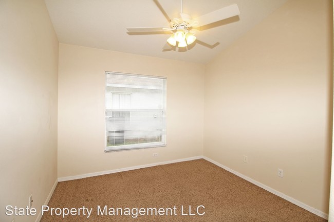 Building Photo - 163 Elderberry Dr