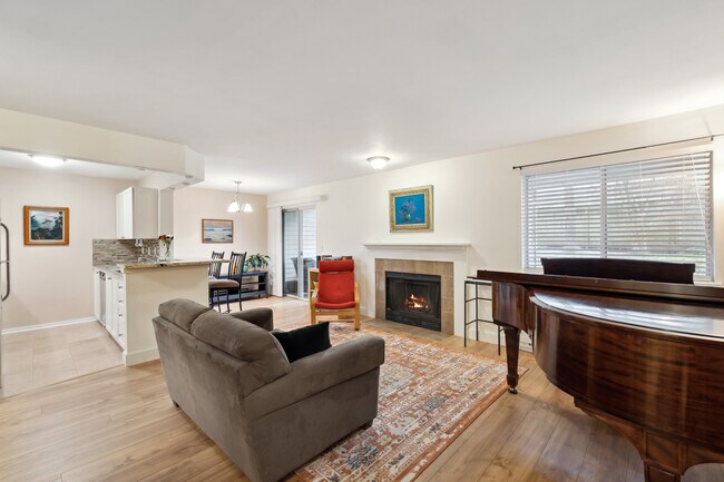 Foto del edificio - 15415 35th Ave W
