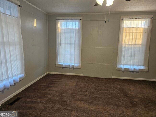 Foto del edificio - 1325 3rd St