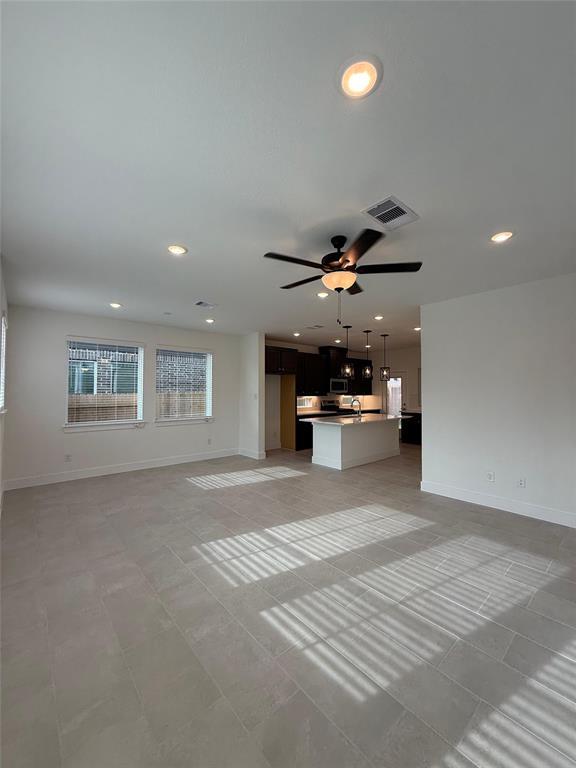 Building Photo - 7714 Meadow Mouse Ln