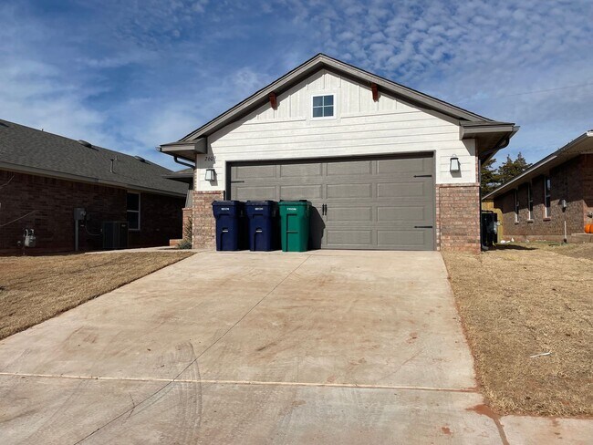 Foto del edificio - Deer Creek Schools