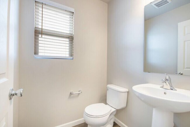 Foto del edificio - 5365 Eagle Glen Dr SW