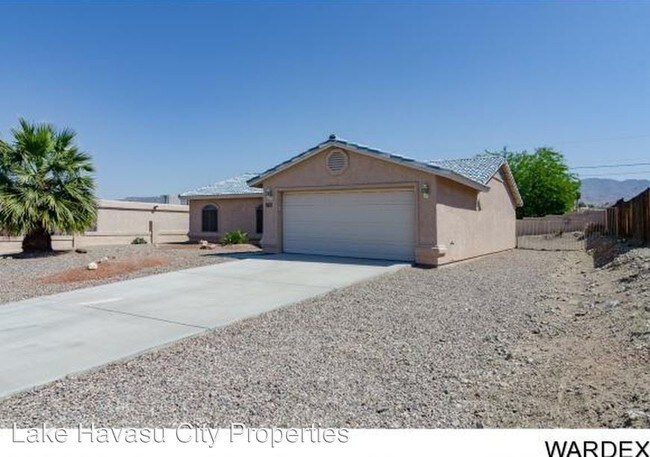 Foto del edificio - 3 br, 2 bath House - 980 Joshua Tree Dr