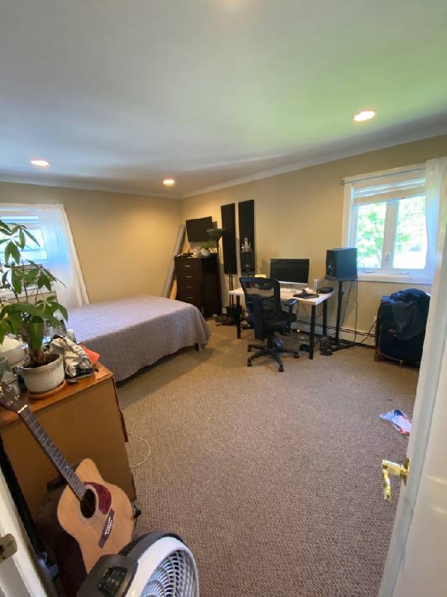 Master Bedroom - 88 Engelke St
