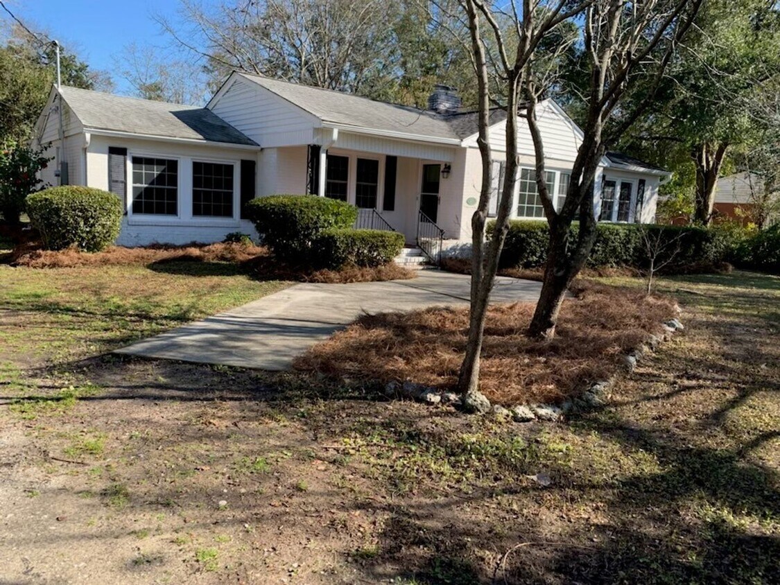Foto principal - 229 Lullwater Drive