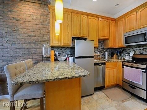 Foto del edificio - 222 Madison St