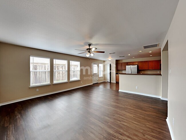 Building Photo - 5459 Montague Ln