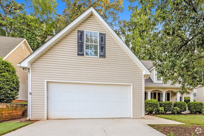 Building Photo - 329 Westhill Dr