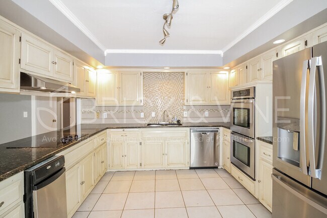Foto del edificio - 524 Canyon Rd