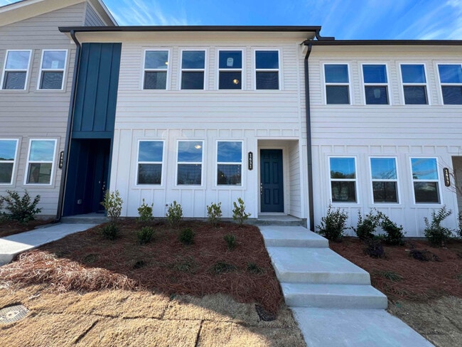 Building Photo - 1631 Aeslin Dr NW