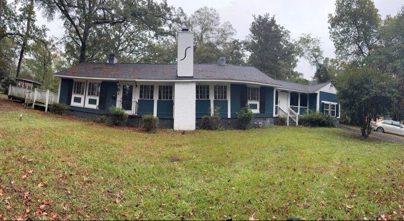 Foto principal - 690 Webster St