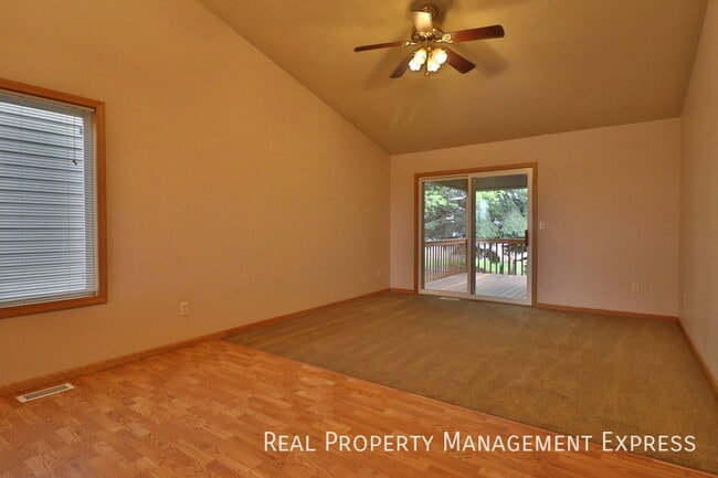 Building Photo - 1111 S Dundee Dr