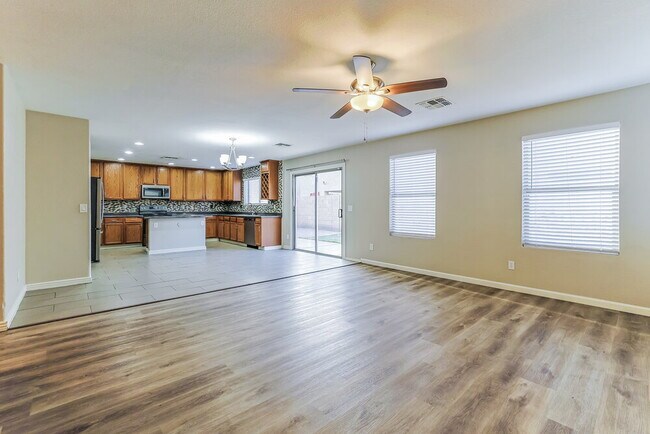 Foto del edificio - 9449 W Jamestown Rd