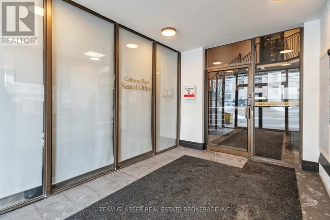 Building Photo - 340 Colborne St