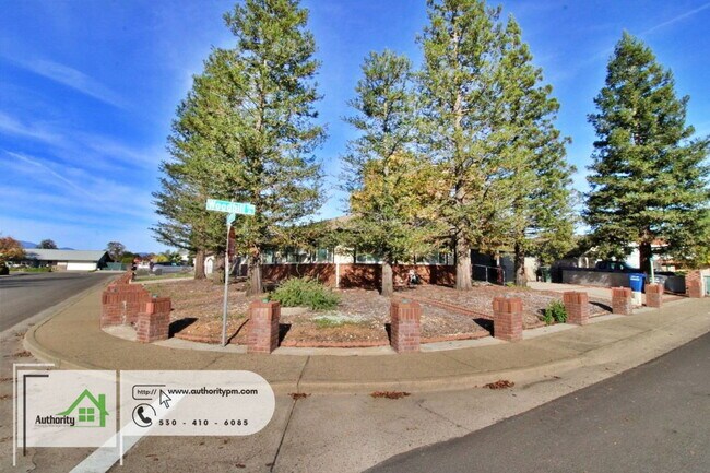 Foto del edificio - 310 Woodhill Dr