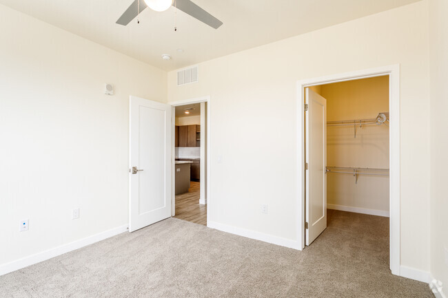 1BR, 1BA - 1B - Chroma Apartments