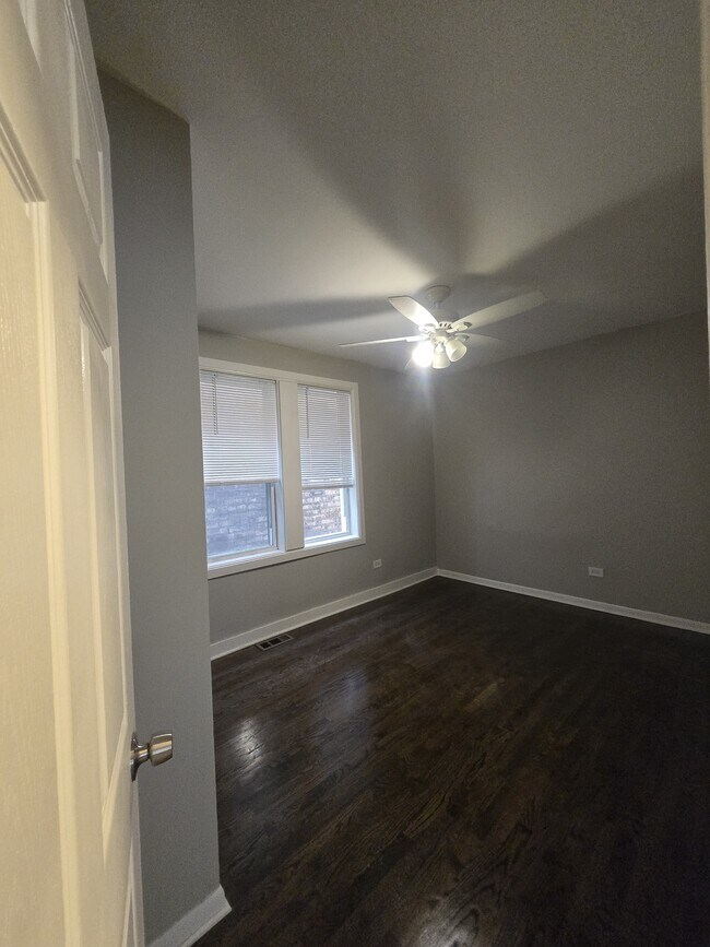 Foto del edificio - 5244 S Ashland Ave