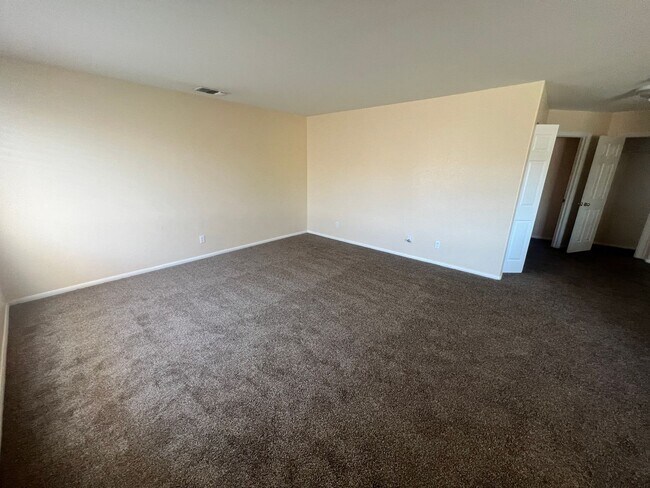 Building Photo - 6672 Palo Verde Ave