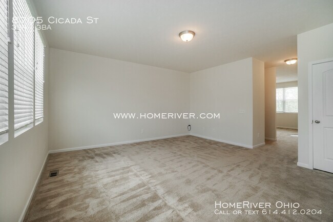 Building Photo - Beautiful home in Blacklick!