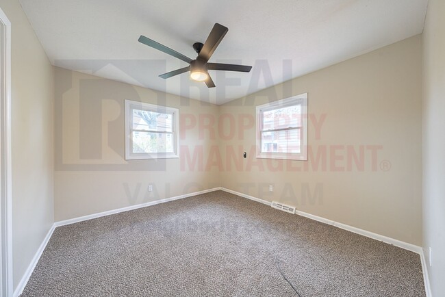Foto del edificio - 1522 E 172nd St