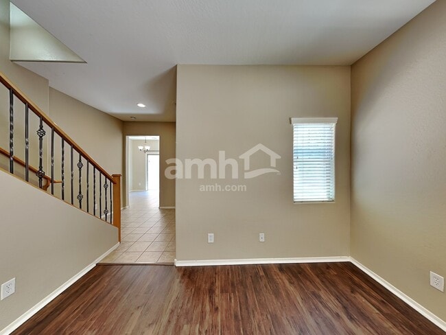 Building Photo - 4748 E Redfield Rd