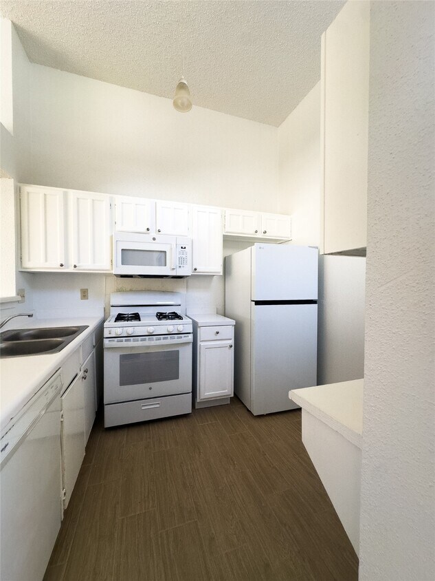 Foto principal - 11514 Teaside Dr