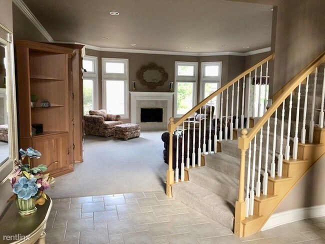 Building Photo - 3 br, 2.5 bath House - 54796 Morningside Dr