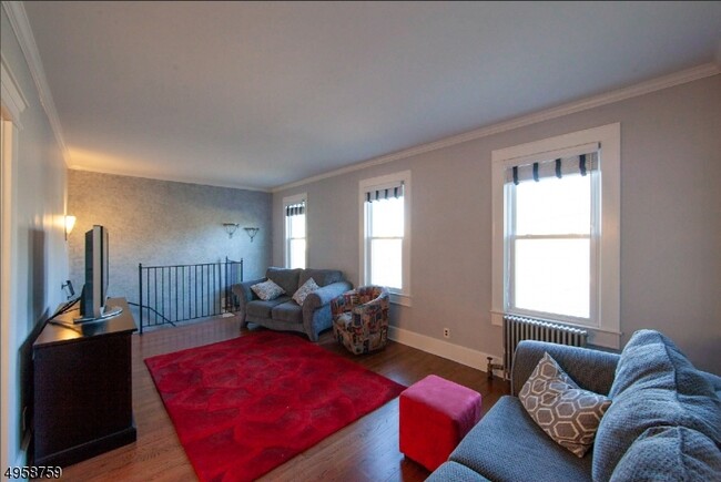 Building Photo - 151 Harrison St