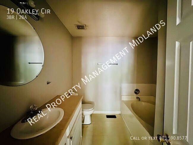 Foto del edificio - 19 Oakley Cir