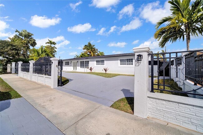 Foto del edificio - 8101 SW 14th Ter
