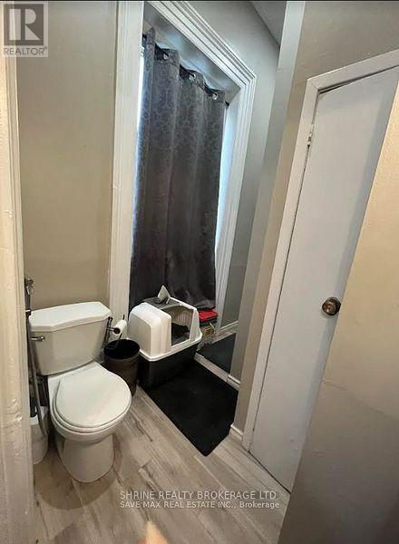 Building Photo - 106 Kent St