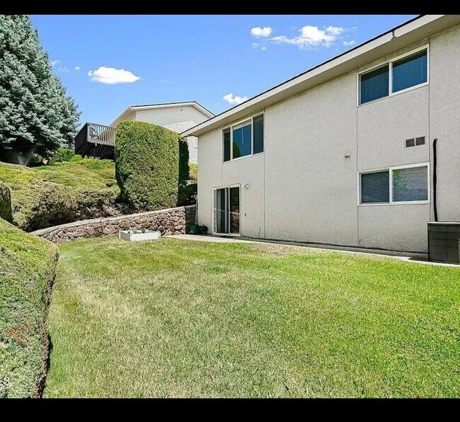 Foto del edificio - 206 N 72nd Ave
