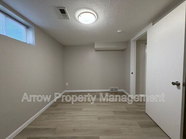 Foto del edificio - 2442 Vine St