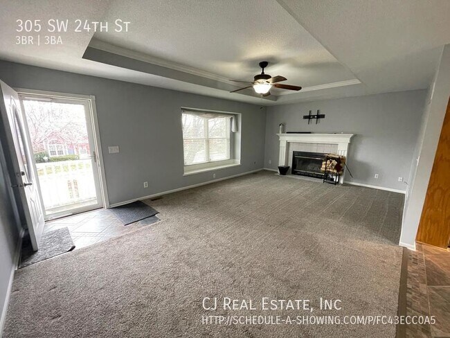 Foto del edificio - 305 SW 24th St