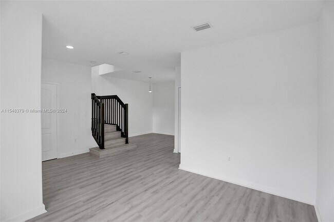 Building Photo - 6902 NW 174th Terrace