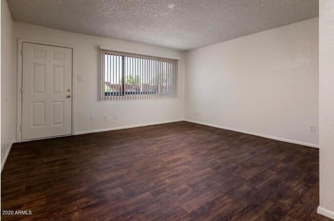 Photo - 3810 N Maryvale Pkwy Apartment