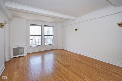 Primary Photo - 430 W 34th St