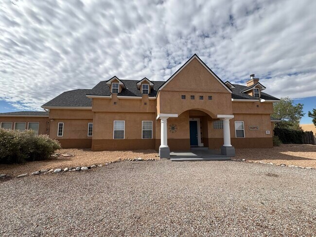 Foto del edificio - 8612 Eagle Rock Ave NE