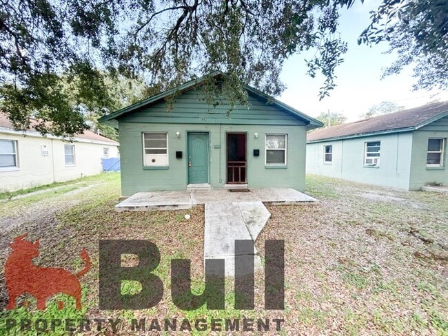 Photo - 905 W Anderson St Apartment