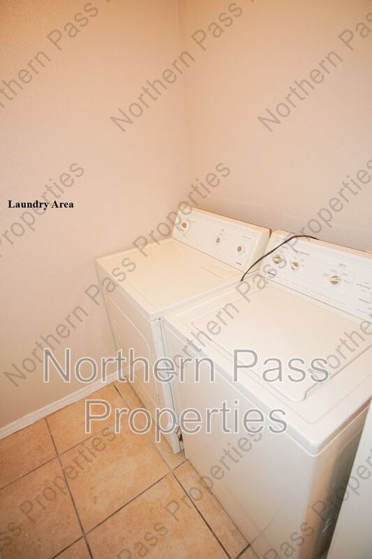 Foto del edificio - 3900 Kemp Ave