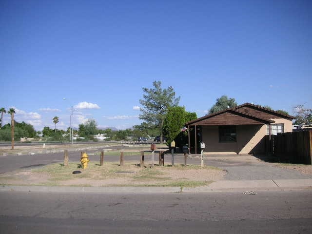Foto del edificio - 15825 N 25th St