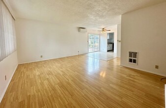 Building Photo - 4463 Aster St