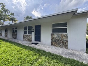 Building Photo - 604 SW 5th Ave