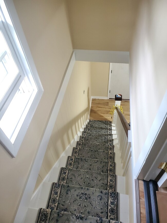 Staircase (Upper Unit) - 368 E 2nd St