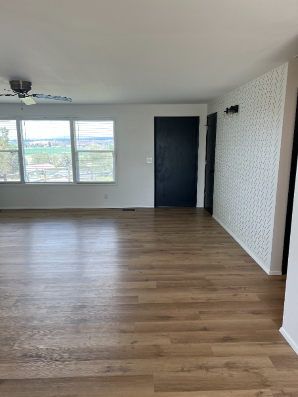 Foto del edificio - 1209 NE Brown Dr