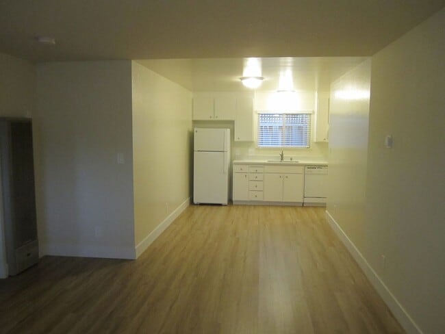 Photo - 1812-1816 Harrison St Apartment