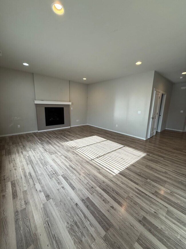 Foto del edificio - 9922 13th St SE