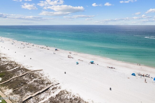 Foto del edificio - 209 W Toledo Pl